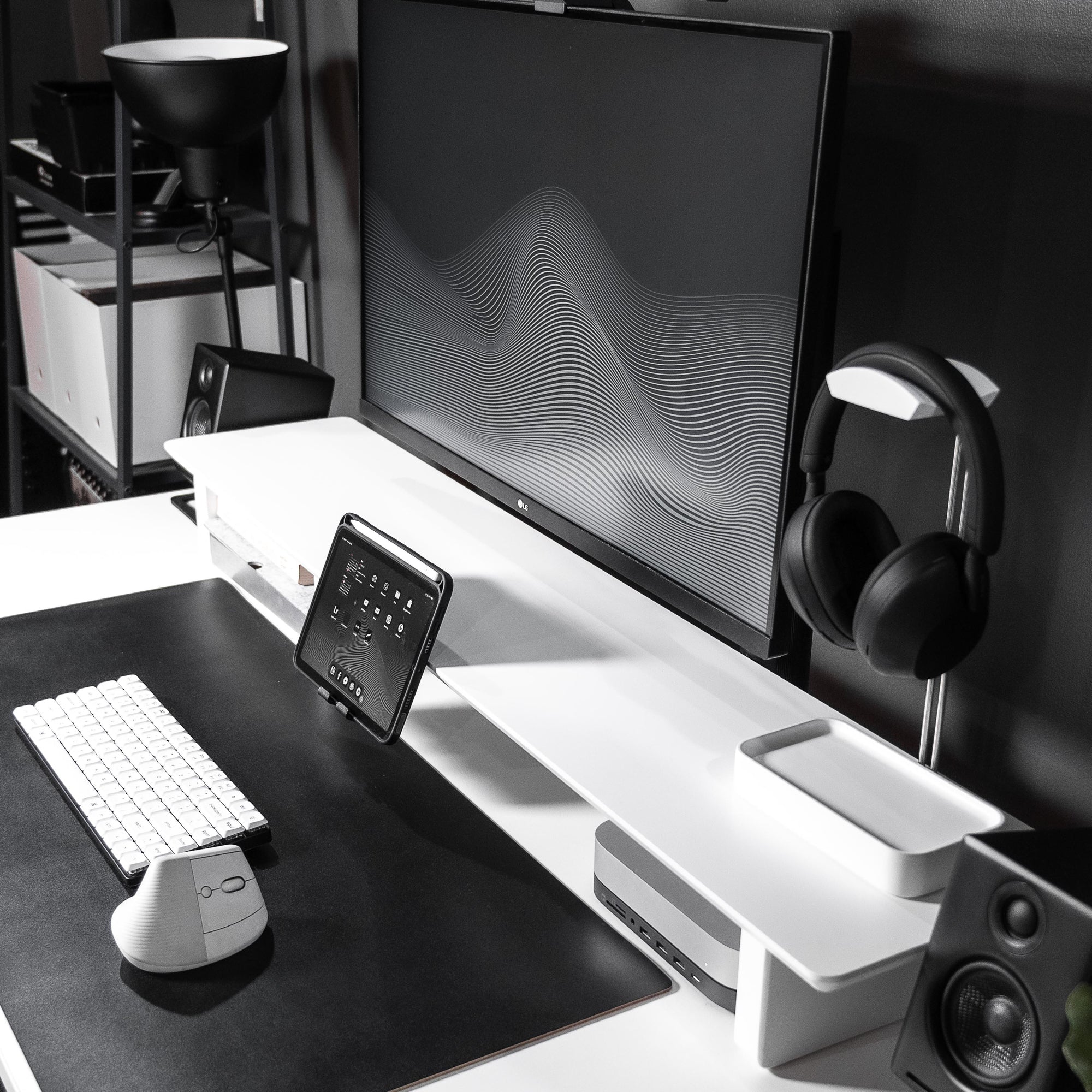 Desk Shelf Cockpit | White