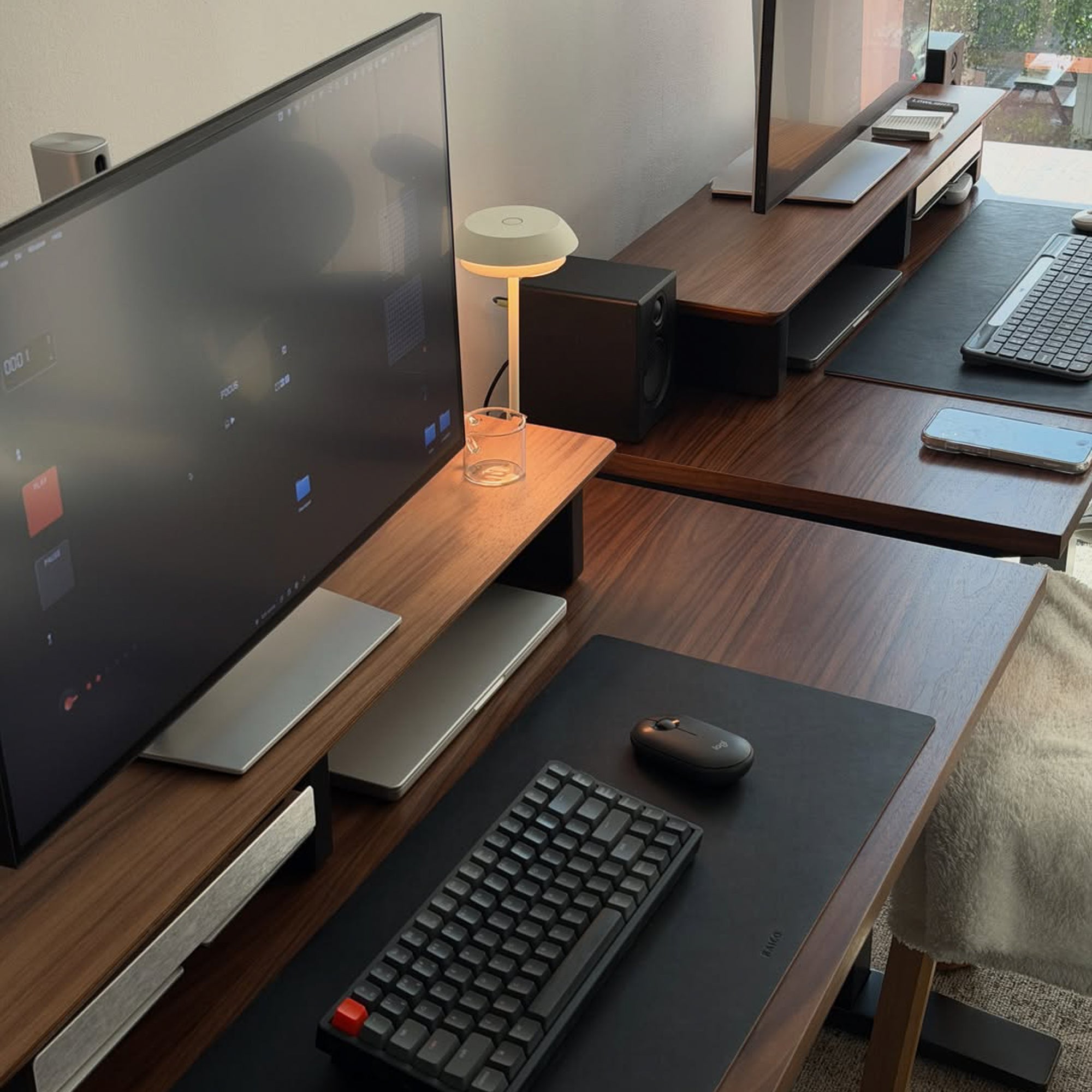 Desk Setup Cockpit | Walnut